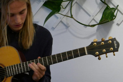 Akustische Gitarren - Phosphor Bronze 011-50